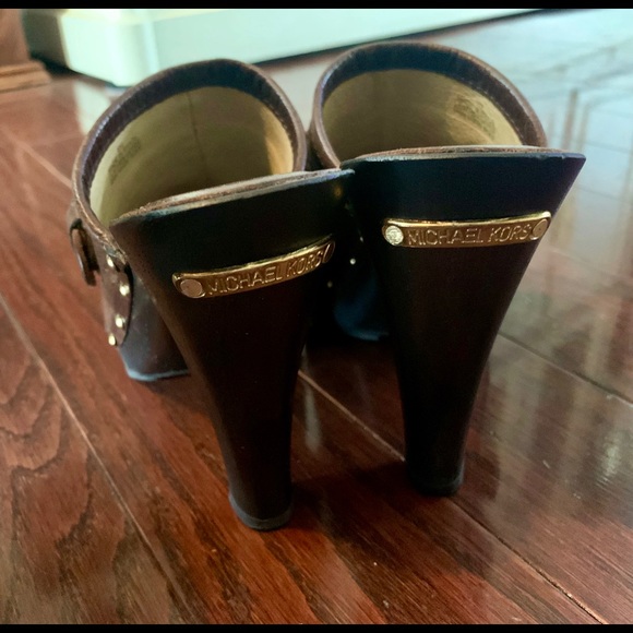 Michael Kors Clogs - Picture 5 of 6